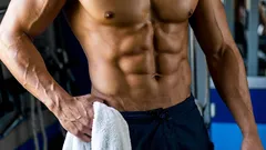 Vergeet crunches: deze oefening traint je buikspieren maximaal