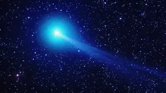 Astronomen ‘wogen’ de interstellaire bezoeker: 3I/ATLAS blijkt lichter dan gedacht